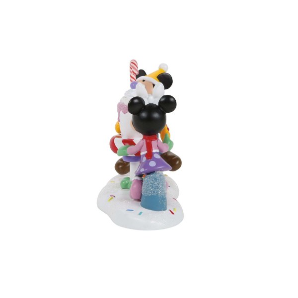 MICKEY ET MINNIE PARTAGENT UN CHOCOLAT - DISNEY VILLAGE