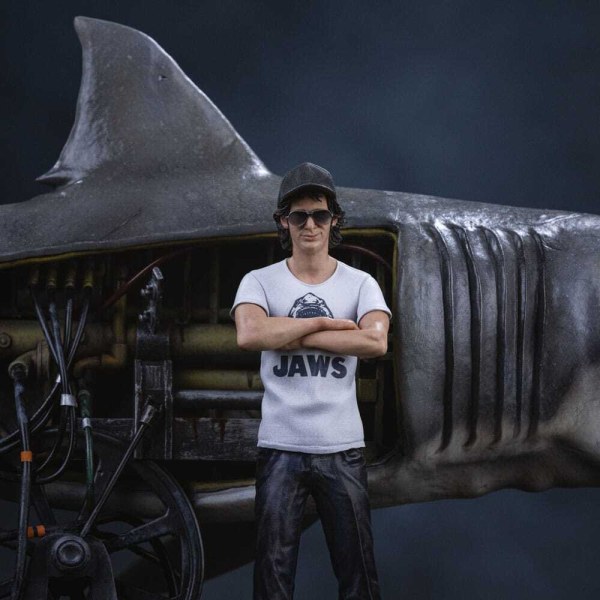 Art Scale Deluxe Steven Spielberg, 50e anniversaire des Dents de la mer, 27 cm - Iron Studios