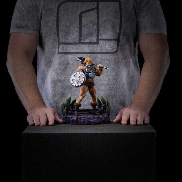 Statuette Maîtres de l'Univers à Art Scale 1/10, He-Man en armure de combat, 23 cm