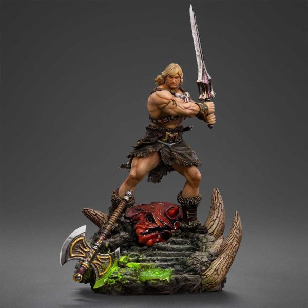 Statuette Maîtres de l’Univers 1/10 Art Scale Deluxe He-Man Déchaîné 34 cm