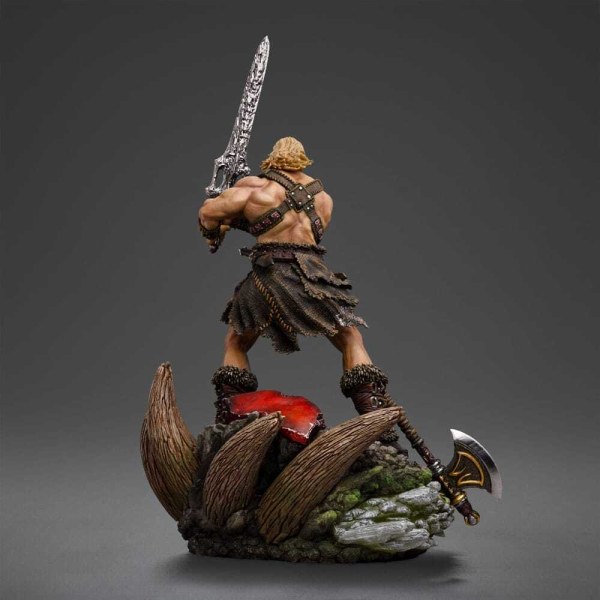 Statuette Maîtres de l’Univers 1/10 Art Scale Deluxe He-Man Déchaîné 34 cm