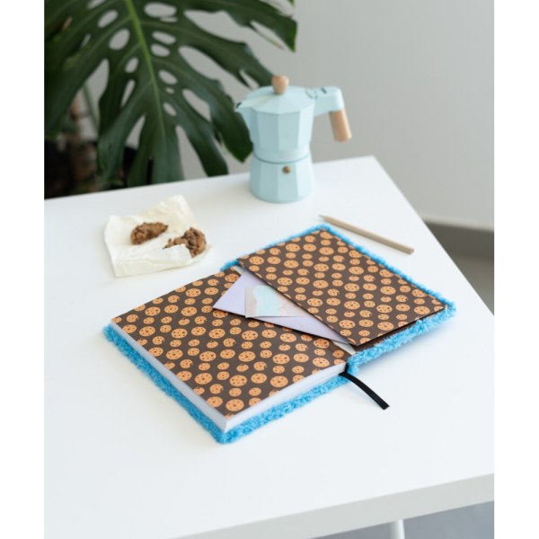 CARNET DE NOTES PREMIUM A5 EN PELUCHE - RUE SÉSAME
