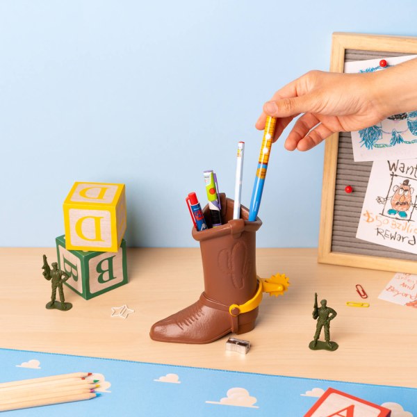 Porte-crayons Woody de Toy Story avec ensemble de papeterie – 16 cm