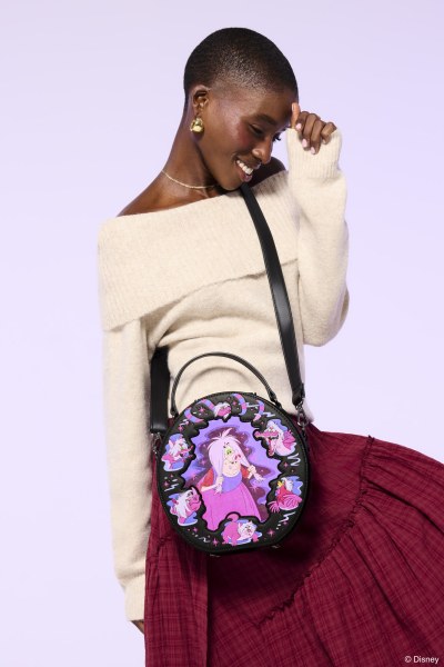 Sac Bandoulière Lenticulaire Madam Mim - Disney Loungefly Merlin l'Enchanteur