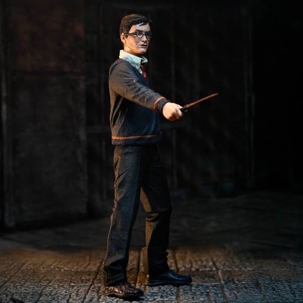 HARRY POTTER - 7" SCALE ACTION FIGURE - LEGACY COLLECTION - HARRY POTTER
