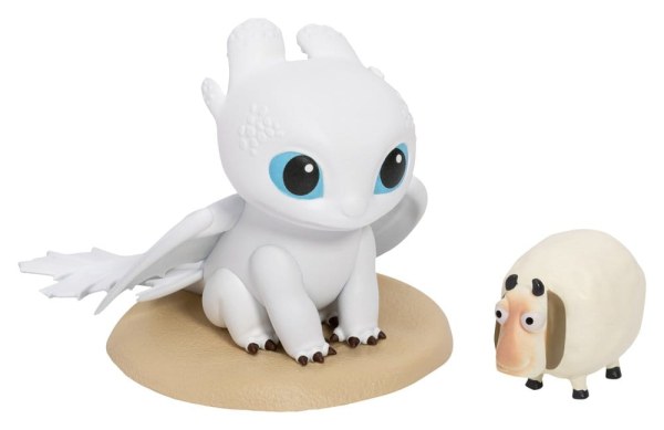Assortiment mini figurines Dragons 9 cm boîtes mystère - Mini Egg Attack