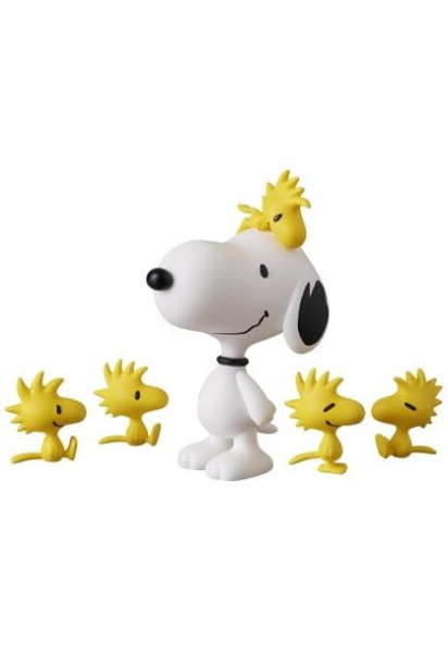 mini figurine Medicom UDF série 19 Le bonheur c'est d'avoir tous ses amis 8 cm - Peanuts