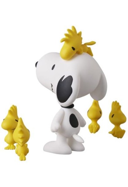 mini figurine Medicom UDF série 19 Le bonheur c'est d'avoir tous ses amis 8 cm - Peanuts
