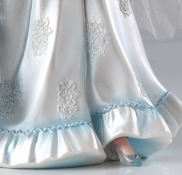 CENDRILLON EN ROBE DE MARIEE DISNEY HAUTE COUTURE