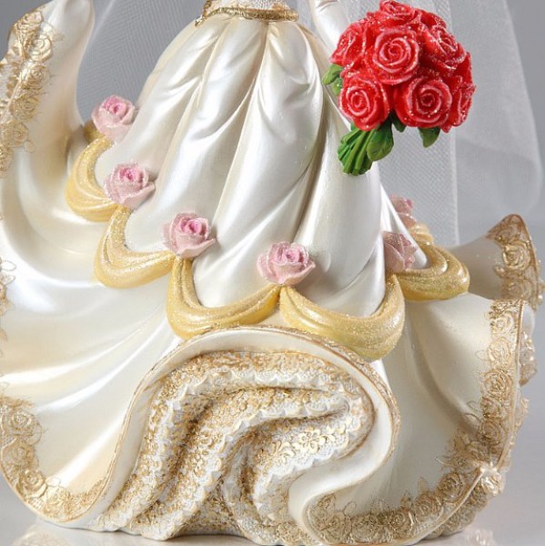 BELLE EN ROBE DE MARIEE DISNEY HAUTE COUTURE