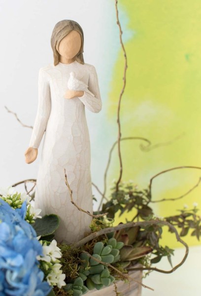 "AVEC SYMPATHIE" FIGURINE WILLOW TREE