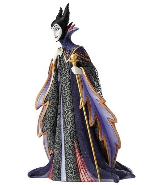 MALÉFIQUE POSE ROYALE DISNEY HAUTE COUTURE SHOWCASE