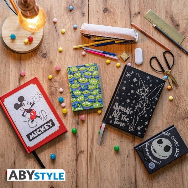 CAHIER A5 PREMIUM CLOCHETTE - DISNEY PETER PAN