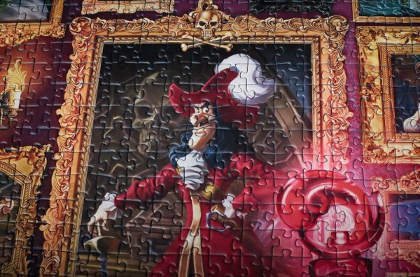 PUZZLE CAPITAINE CROCHET ( 1000 PIÈCES ) - DISNEY