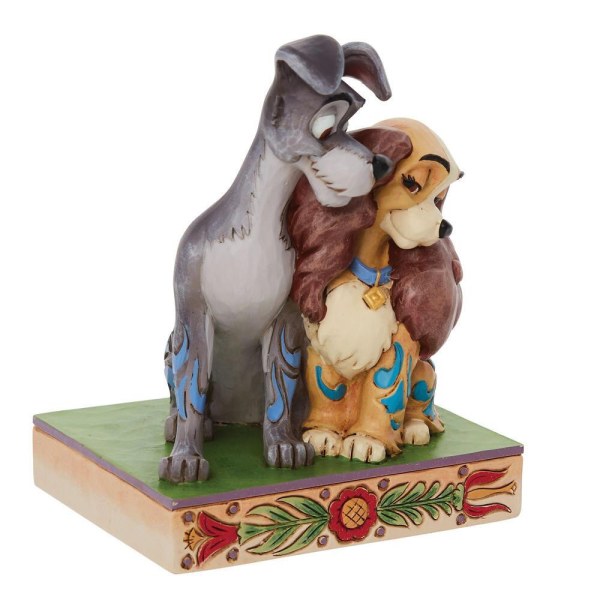 LA BELLE ET LE CLOCHARD LOVE - DISNEY TRADITIONS