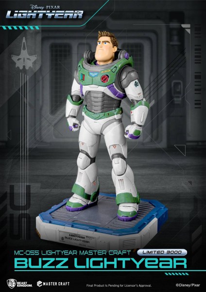 BUZZ LIGHTYEAR - DISNEY MASTERCRAFT