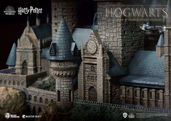 École de sorcellerie de POUDLARD 32 cm ÉDITION LIMITÉE - HARRY POTTER MASTERCRAFT