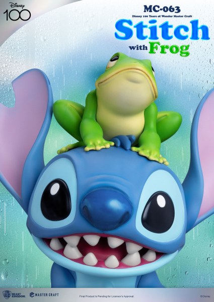 STITCH AVEC LA GRENOUILLE - DISNEY MASTERCRAFT 100 YEARS OF WONDERS