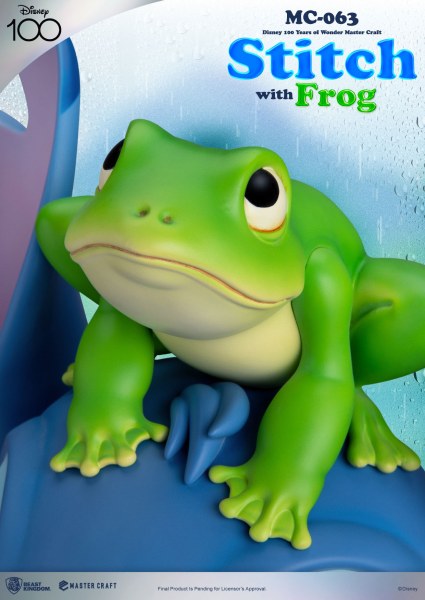 STITCH AVEC LA GRENOUILLE - DISNEY MASTERCRAFT 100 YEARS OF WONDERS