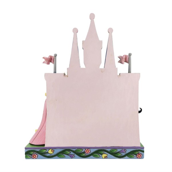 LES PRINCESSES POSENT DEVANT LE CHATEAU - DISNEY TRADITIONS