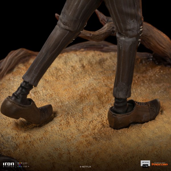 GEPPETTO & PINOCCHIO ART SCALE - PINOCCHIO