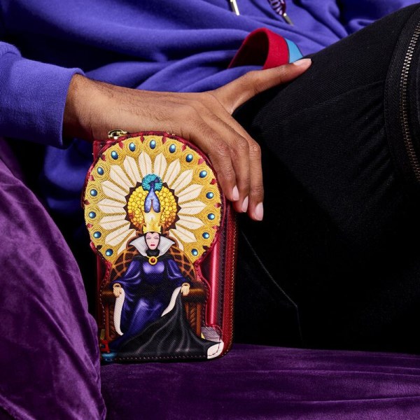 PORTEFEUILLE LA MÉCHANTE REINE SUR SON THRONE - DISNEY LOUNGEFLY