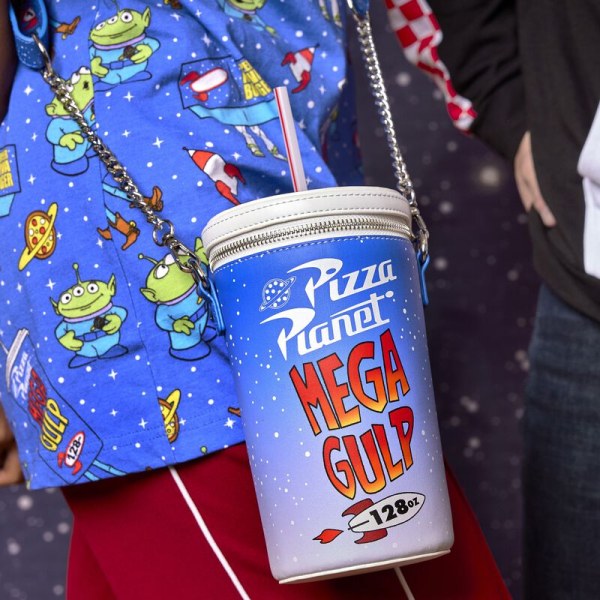 SAC BANDOULIÈRE TOY STORY PIZZA PLANET MEGA GLUP - DISNEY PIXAR LOUNGEFLY