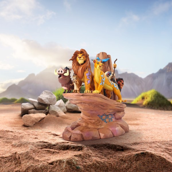 LE ROI LION CARVED IN STONE - DISNEY TRADITIONS