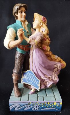 RAIPONCE & FLYNN LOVE - DISNEY TRADITIONS